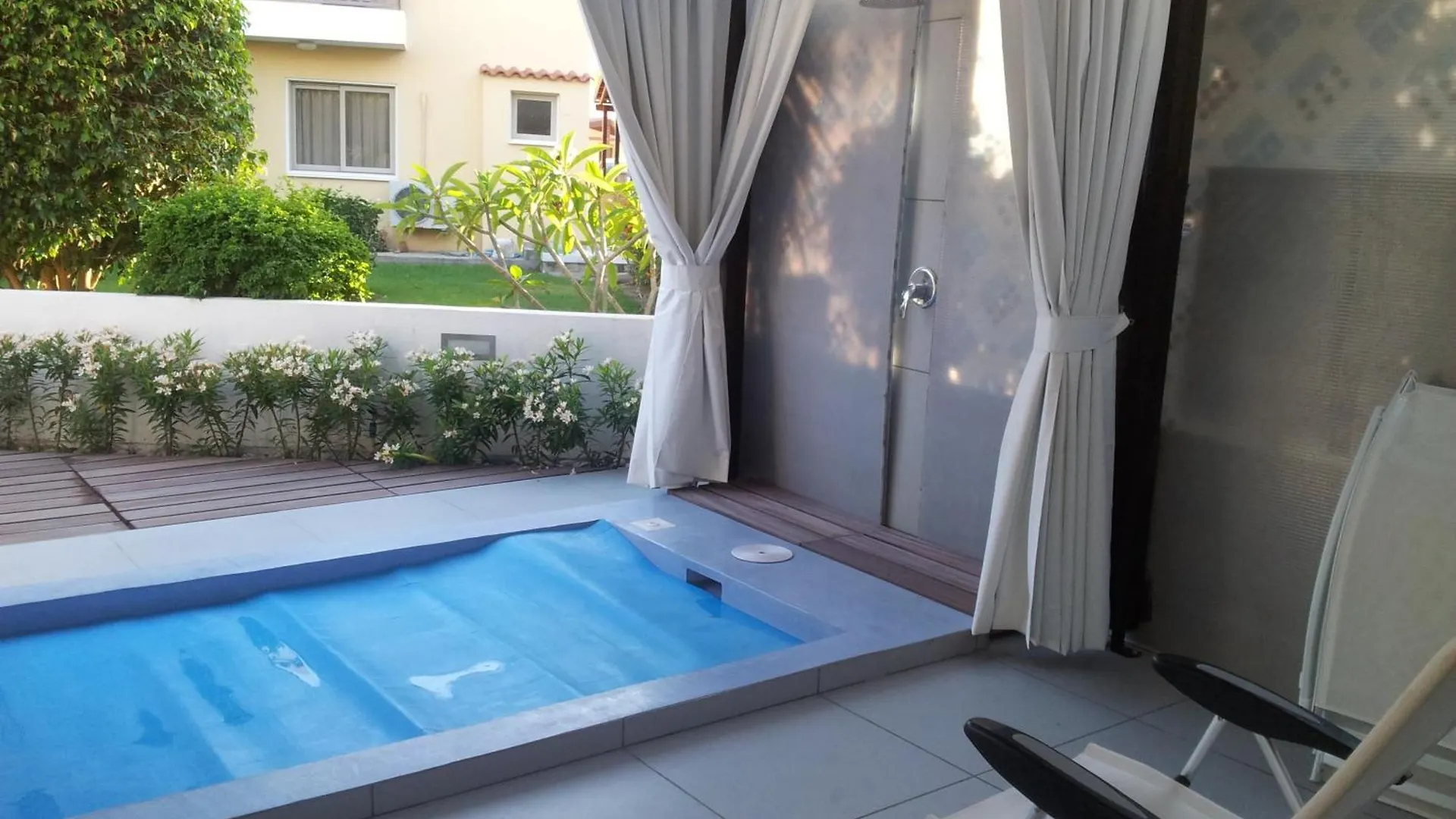 Yialos Holiday Apartments Perivólia 0*,  Chypre