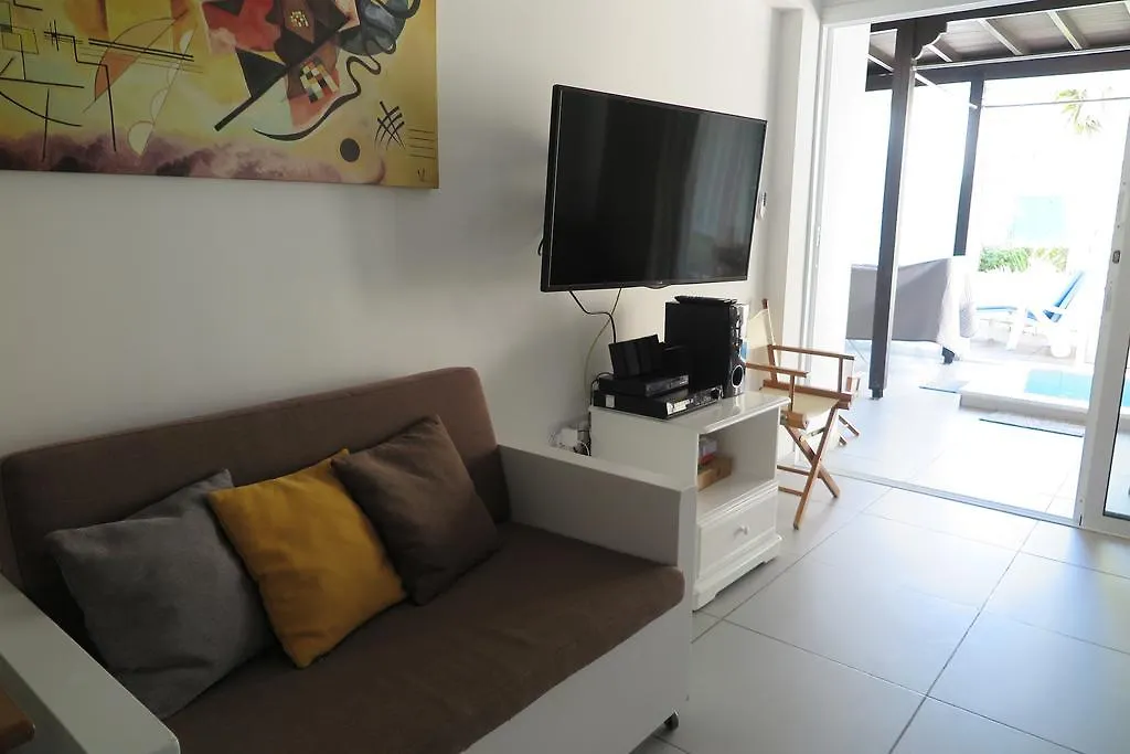 Yialos Holiday Apartments Perivólia Chypre
